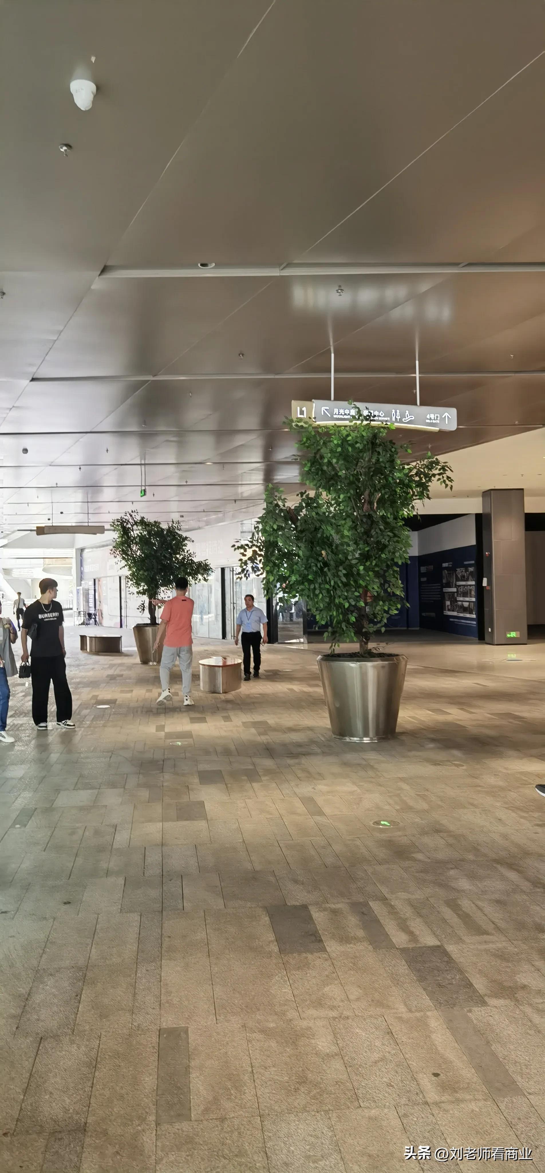 长华汇奥特莱斯,佛山长华汇奥特莱斯开业