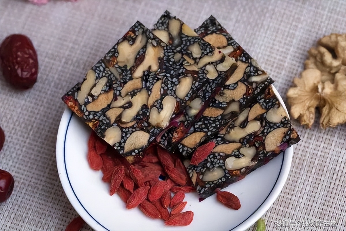 买阿胶看配料表哪个好,正品阿胶怎么辨别真伪