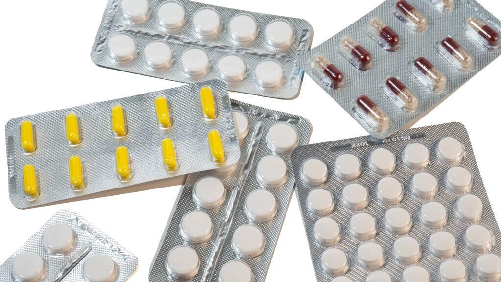 夏天脱发严重怎么回事,夏天太容易脱发了