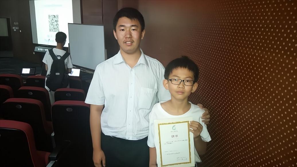 汪正扬上网偷菜,汪正扬偷菜游戏