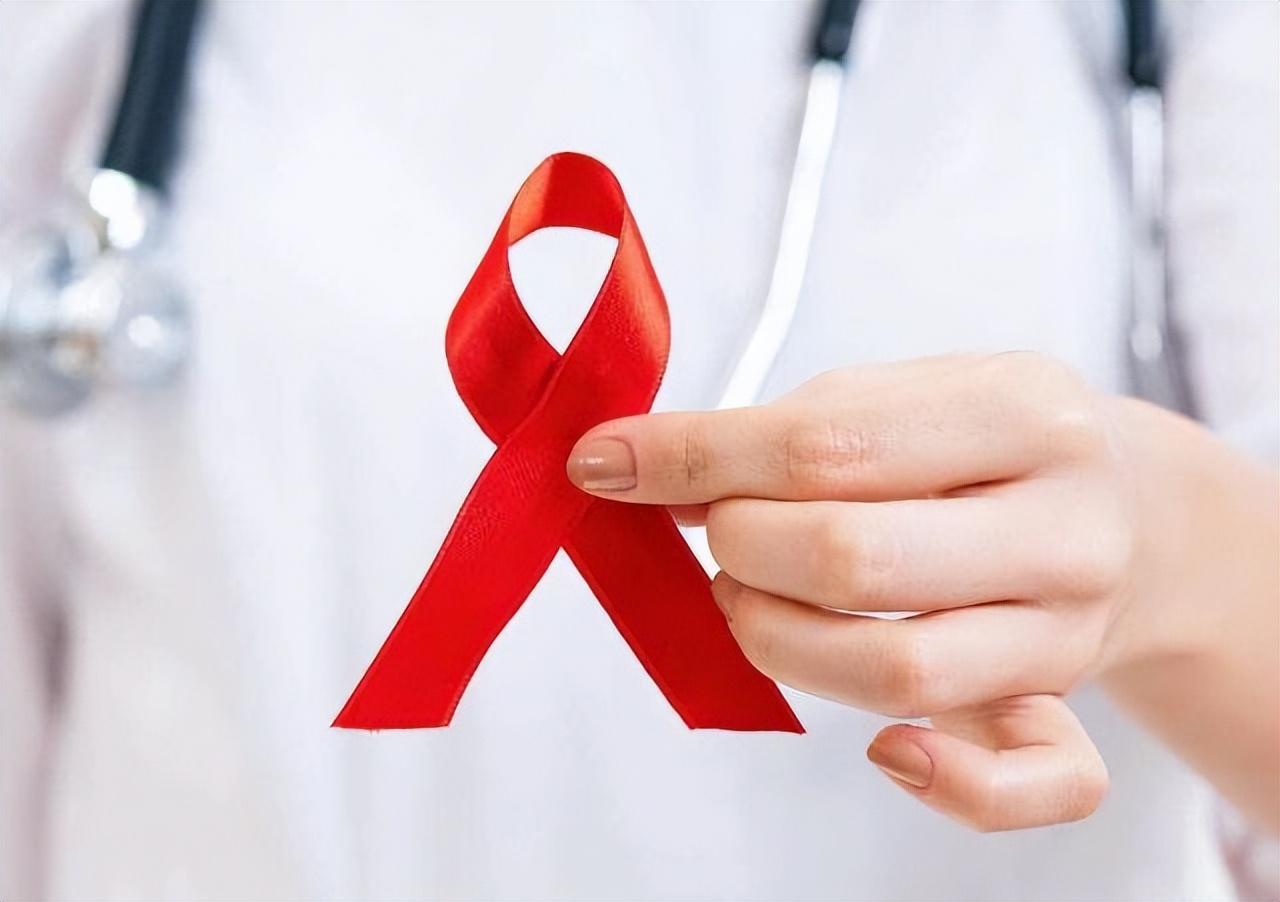 一旦感染艾滋病多久能检测出来,一旦感染艾滋多久出现症状