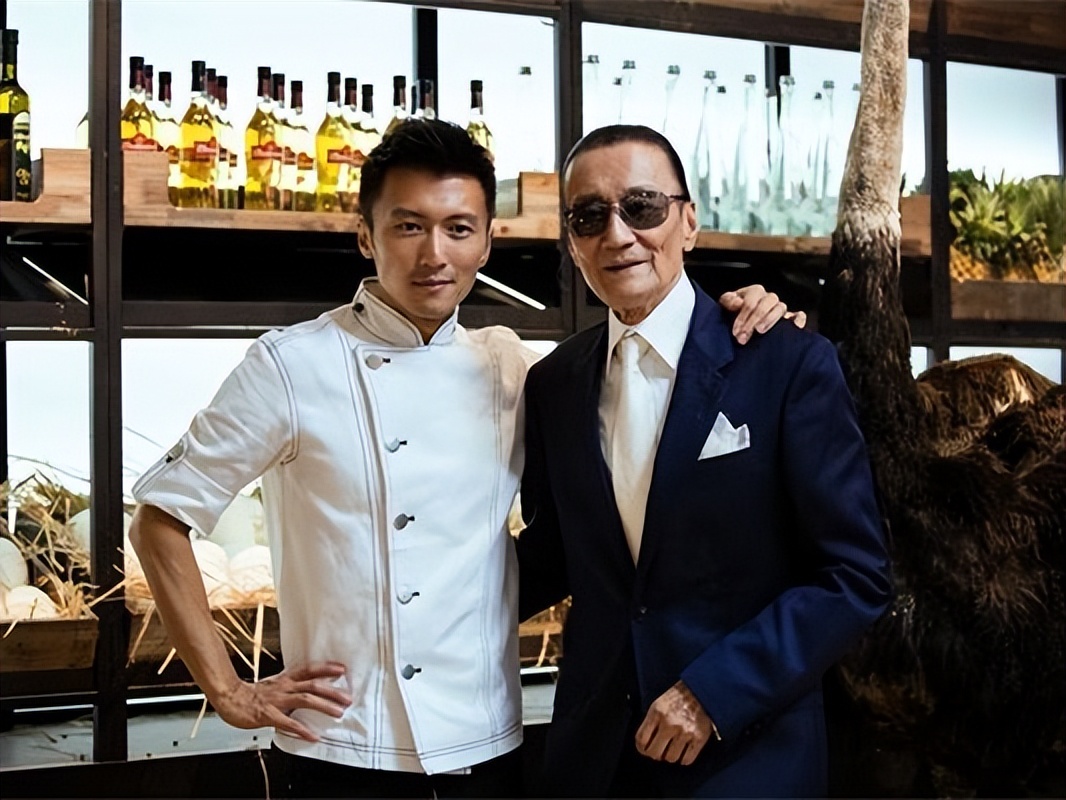 谢贤哪年离婚的,谢贤离婚过几次