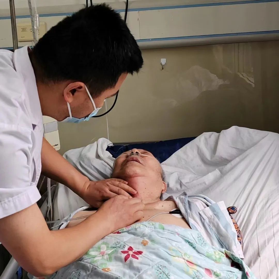 气管插管切开手术,气管切开术昏迷病人堵管