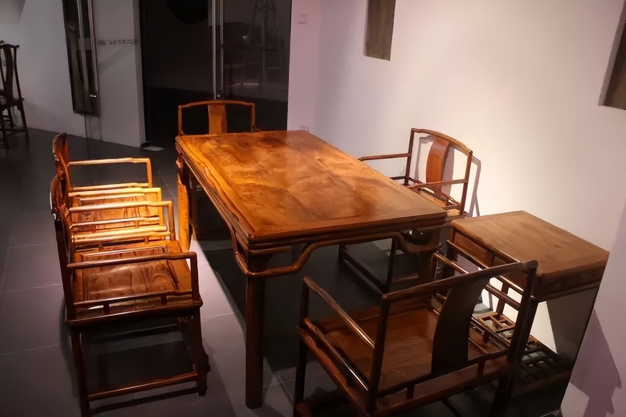 白酸枝的潜力有多大,白酸枝在红木中处于什么档次