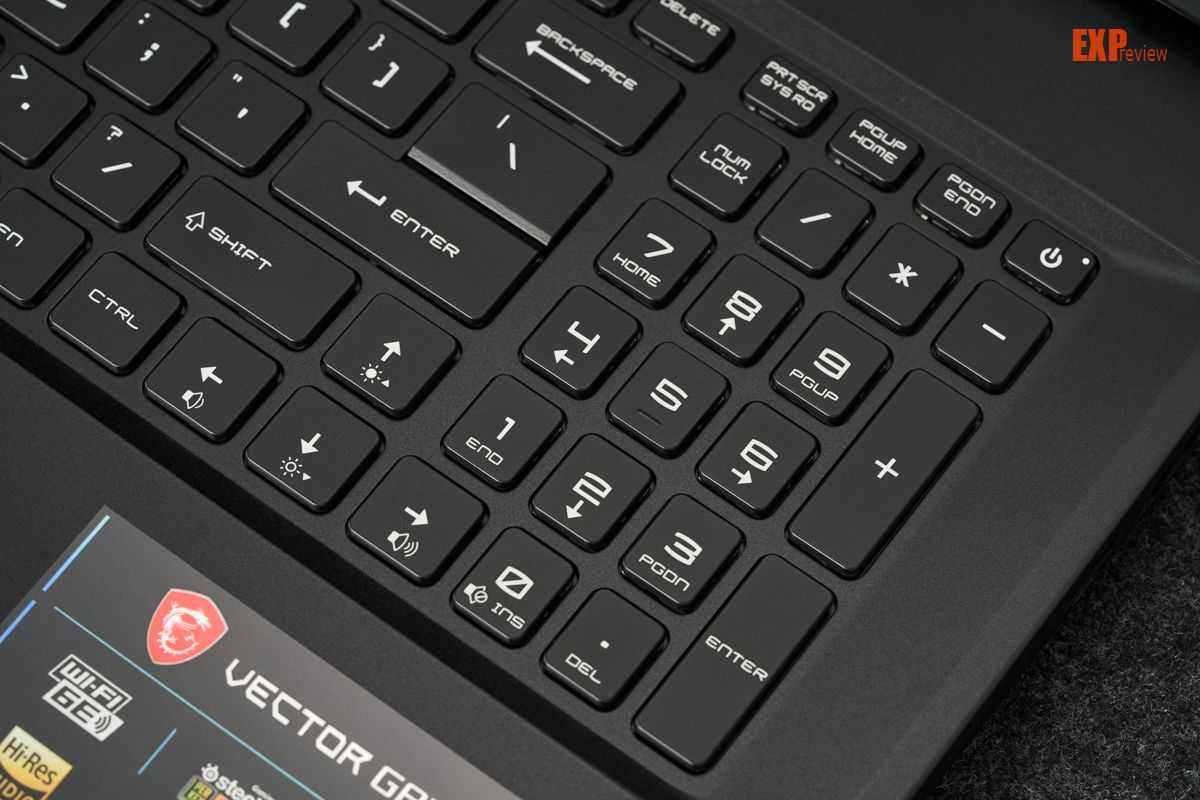 微星冲锋坦克ProGP76游戏本评测：光追战场的大火力输出位