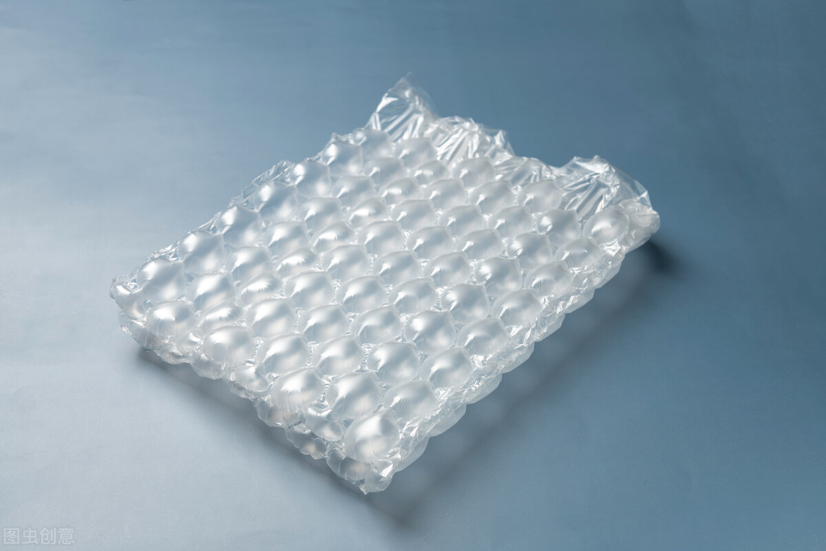 快递气泡垫正确用法,快递箱里的气泡垫