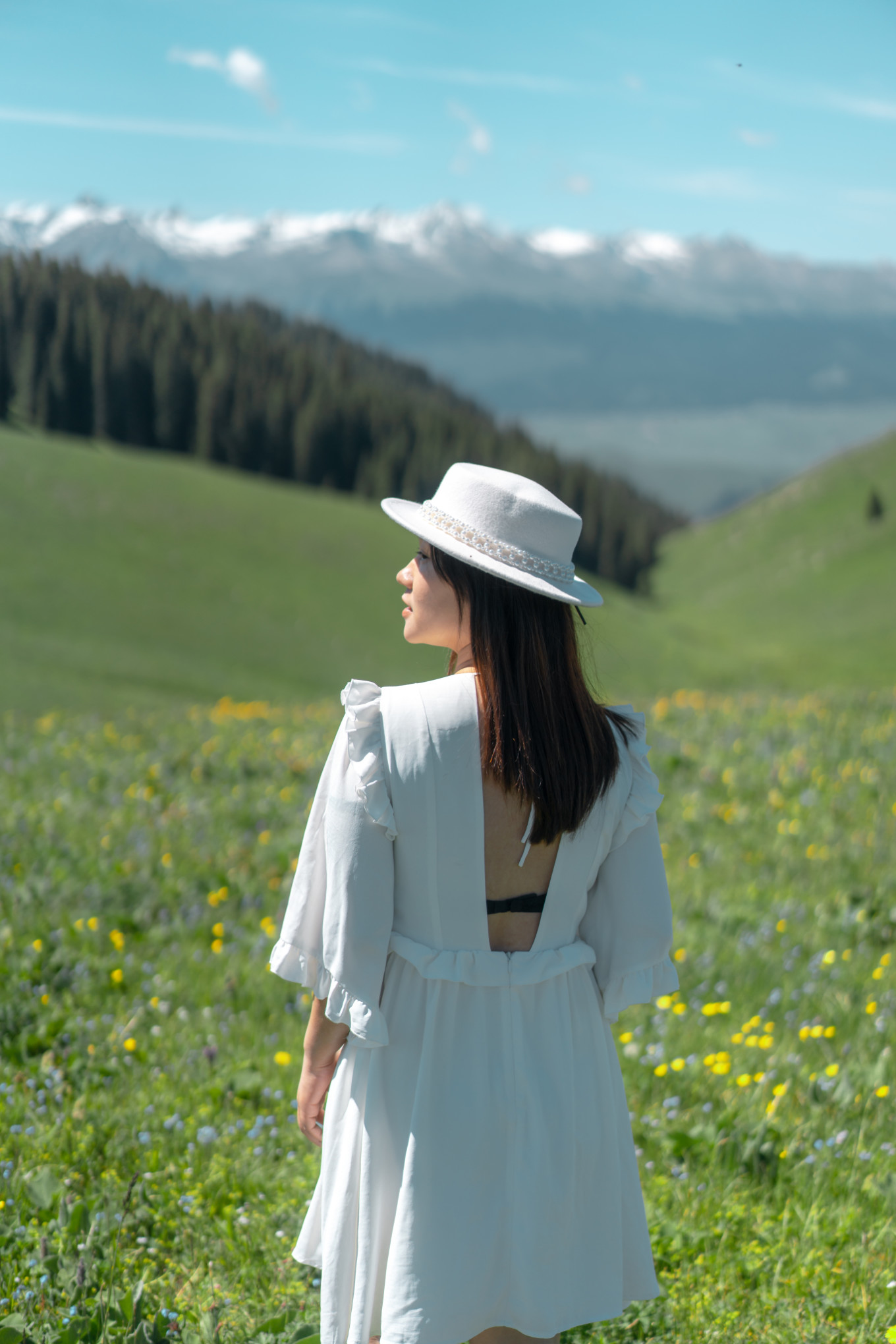 新疆伊犁之美,走了一圈才发现世界万物远不及你