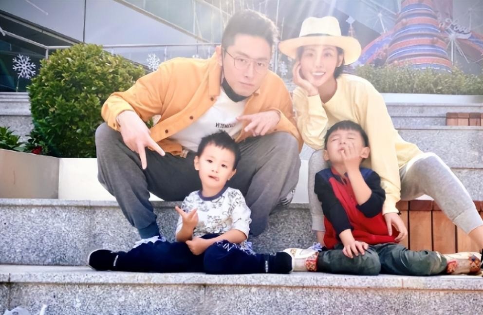 张嘉倪豪门豪宅,张嘉倪家庭豪宅