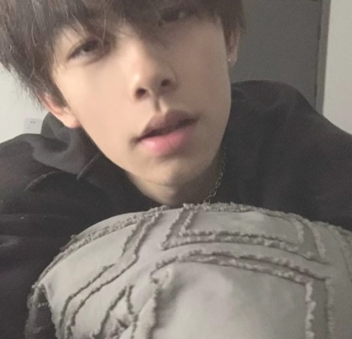 氛围感男生头像真人戴耳机,氛围感男生头像成熟稳重高清