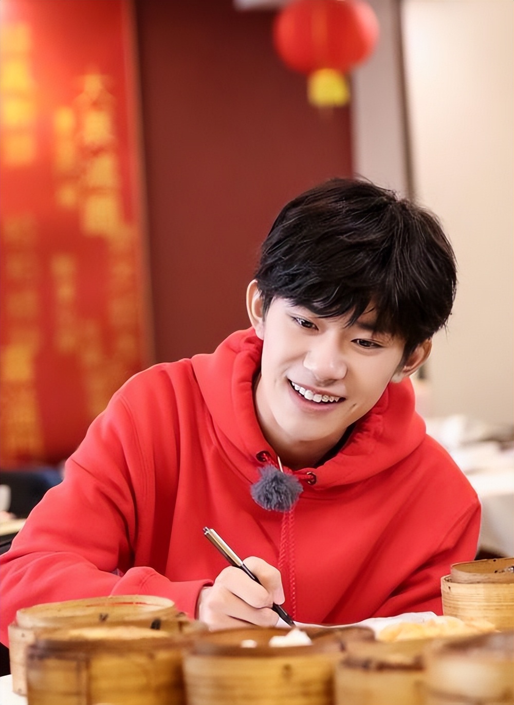 上海电影节上这三个闪光的男艺人，让我们看到了中国电影的希望