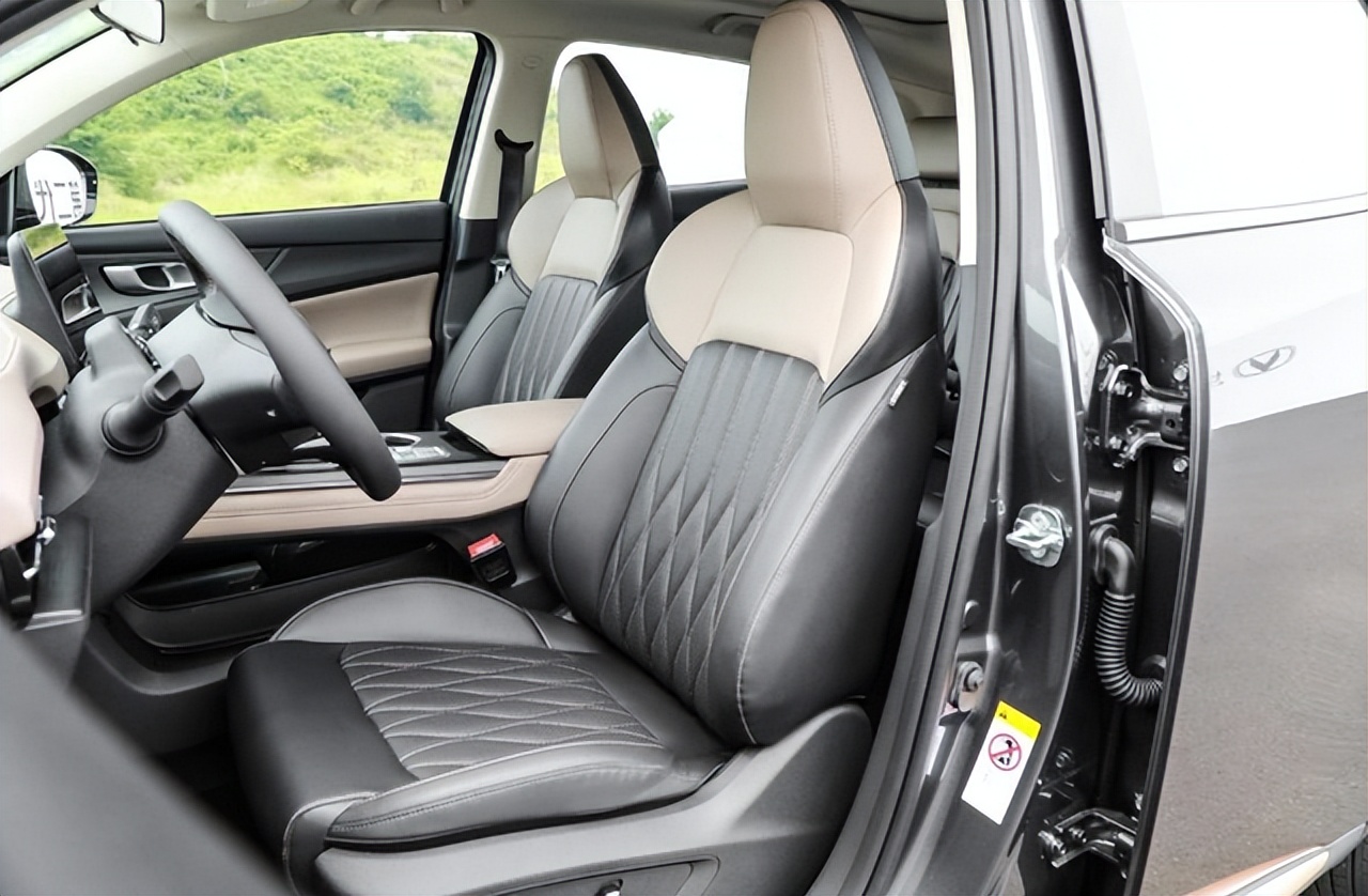 长安的最新款车落地价多少,长安最新款车落地