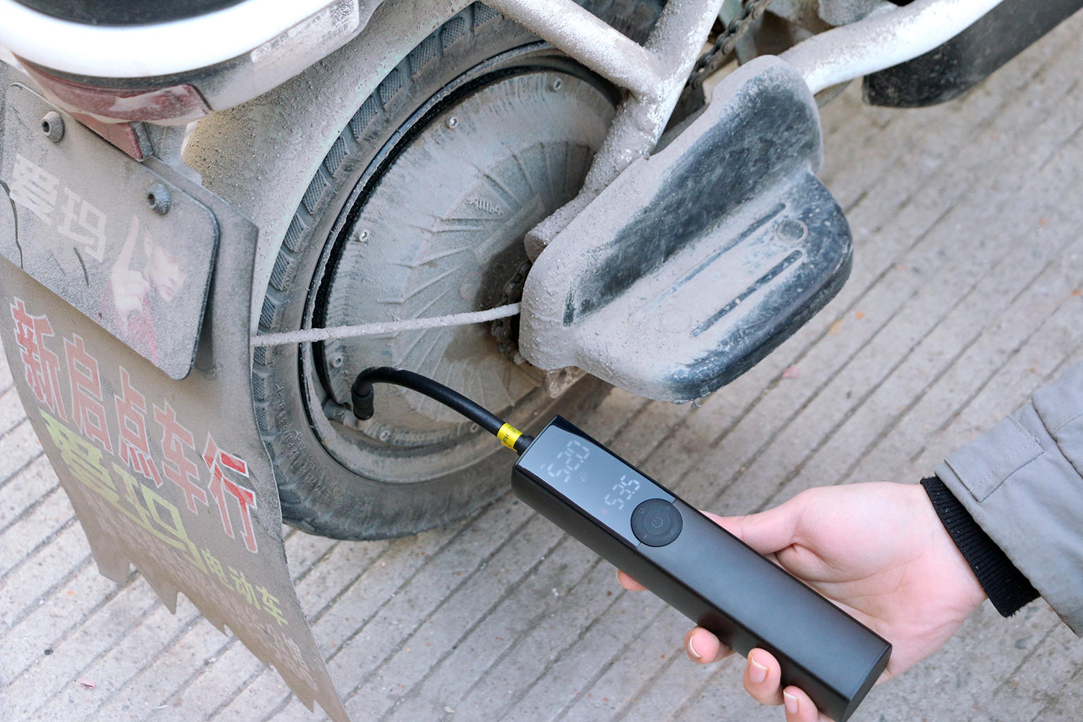 沃橙无线智能充气泵在什么地方买,户外超长续航充气泵