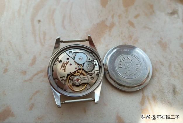 一杯绿茶，大爷享受了洗浴中心“VIP”顶级服务