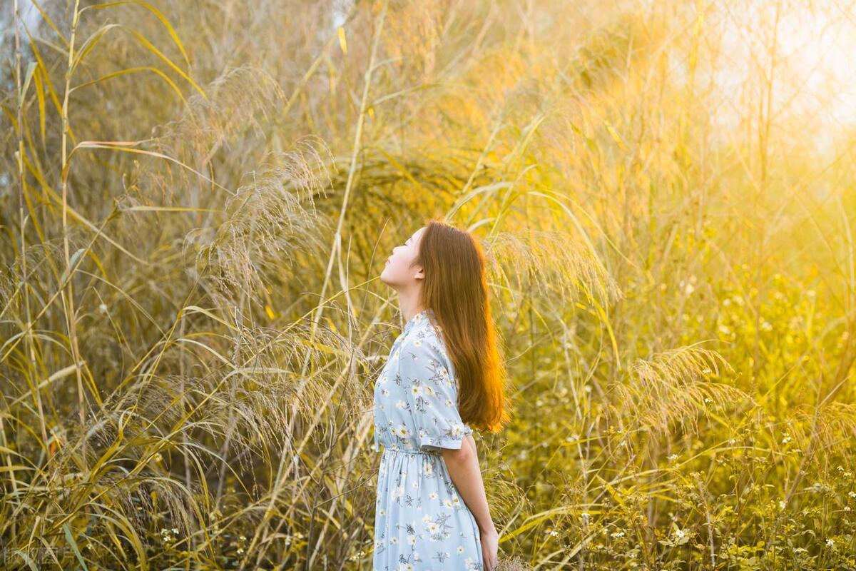 我爸住院，我老婆说没钱，却给他弟弟买个房子