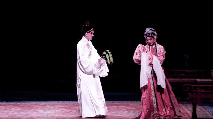 中国最叛逆的情爱戏，绝美上演