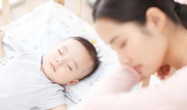 哭醒婴儿,哭起来哄不好的婴儿