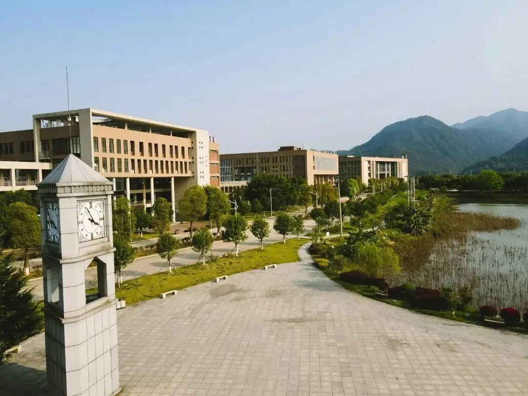 福建商学院与福建江夏学院,两所福建省公办财经类大学对比