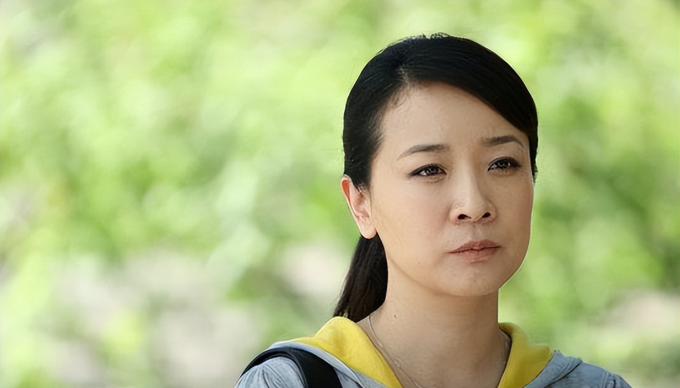 陈小艺婚后生活,52岁陈小艺分居11年