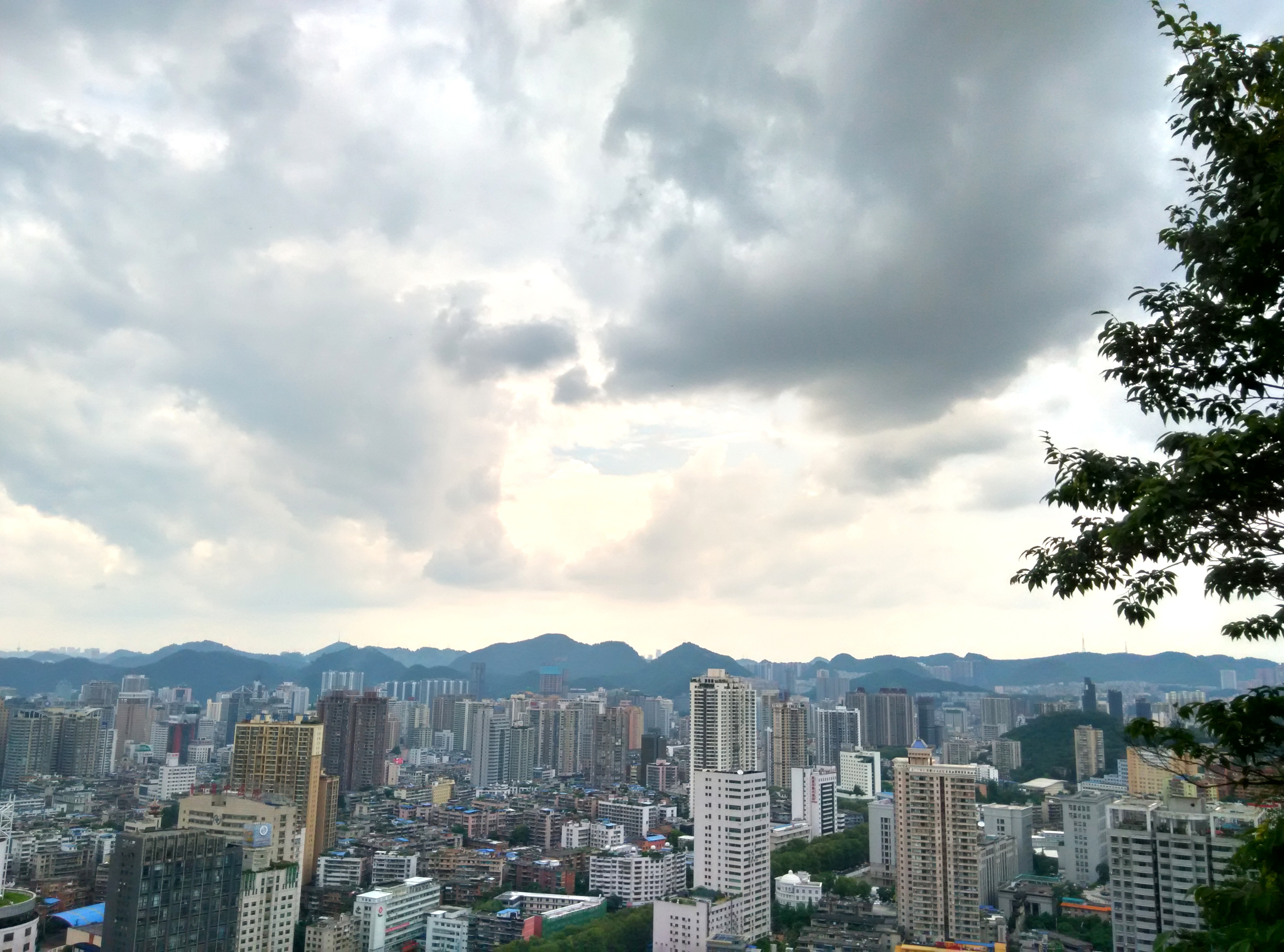 在贵阳租房记录生活,贵阳租房子的真实生活