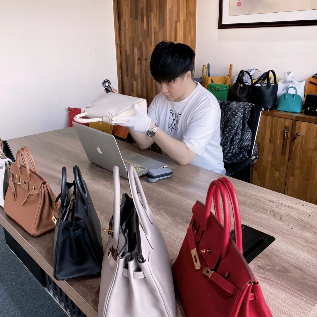 奢侈品鉴定师的秘密,奢侈品鉴定师为你揭秘