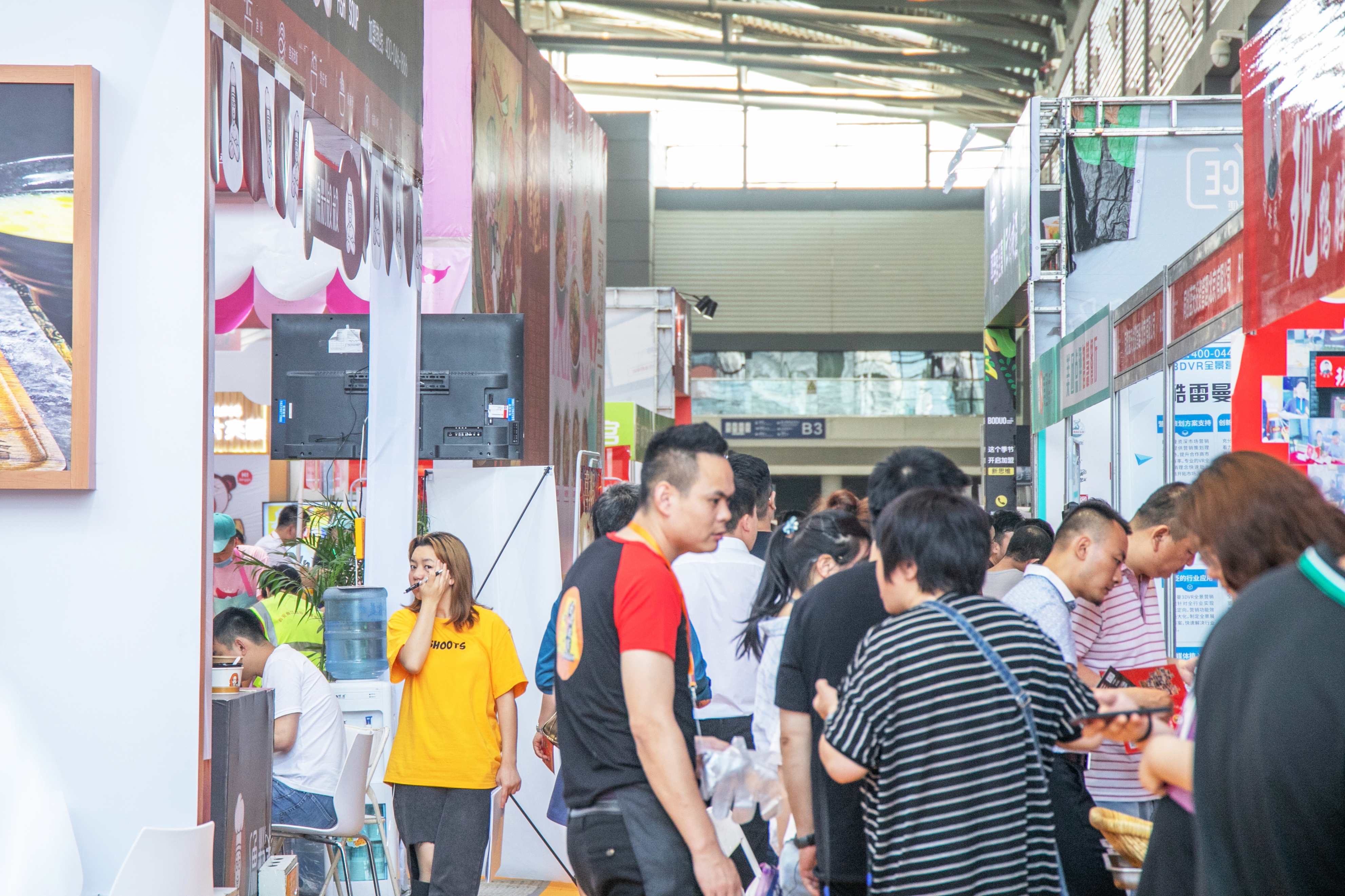 餐饮加盟品牌选址技巧视频,加盟餐饮连锁怎么选址
