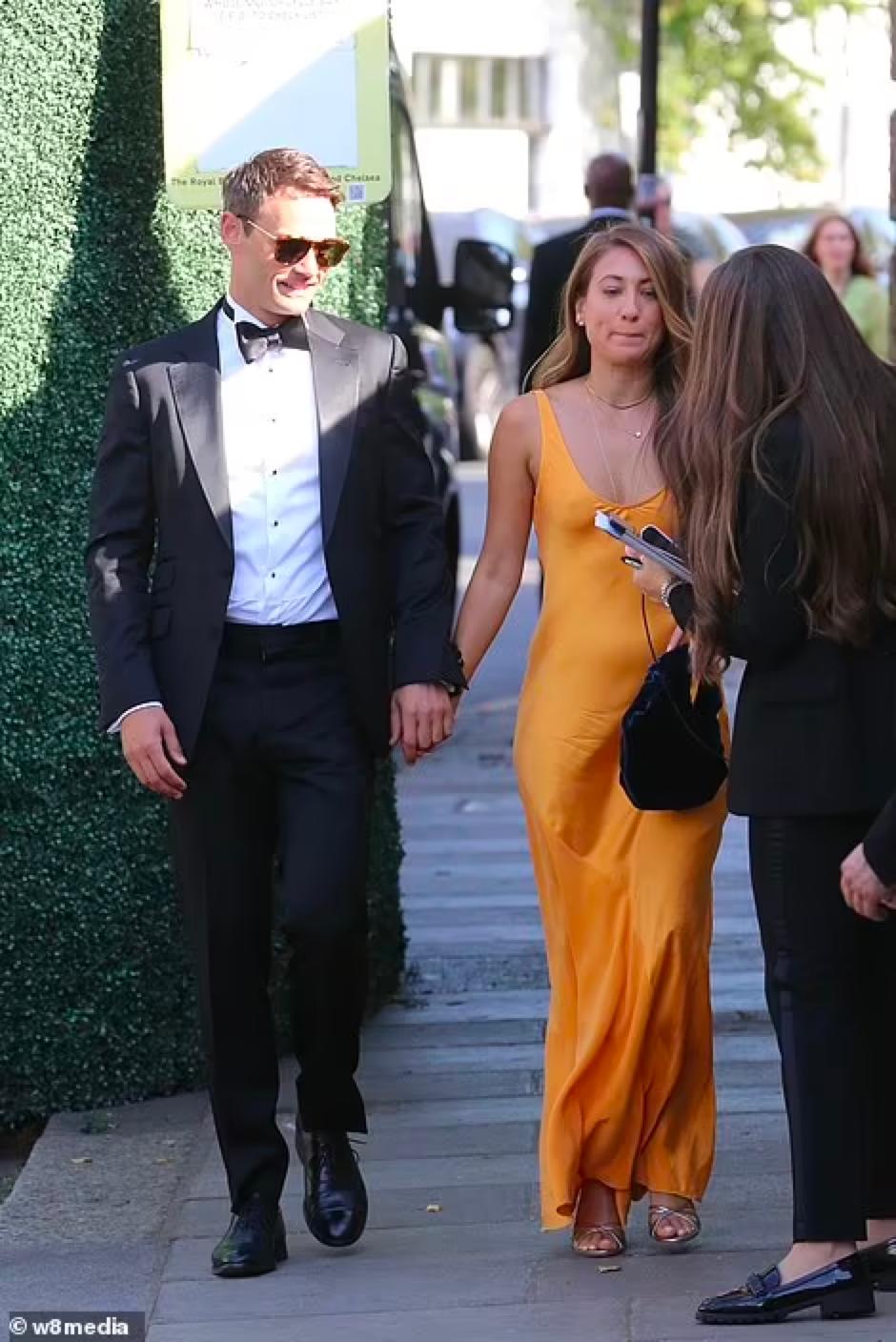 甩掉30亿前夫再嫁200亿富豪,甩掉渣男后嫁入了豪门