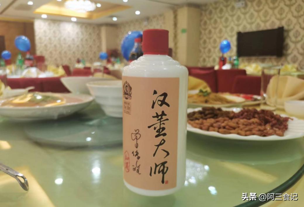 酒桌敬酒话术职场,职场酒局敬酒词