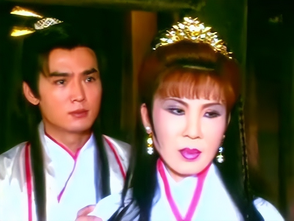 王心凌与焦恩俊pk青岛话,王心凌吻戏经典视频片段