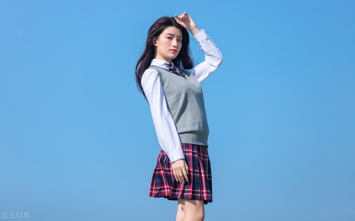 高考生的来信：高考分数不太理想，我究竟是复读还是上大专好？