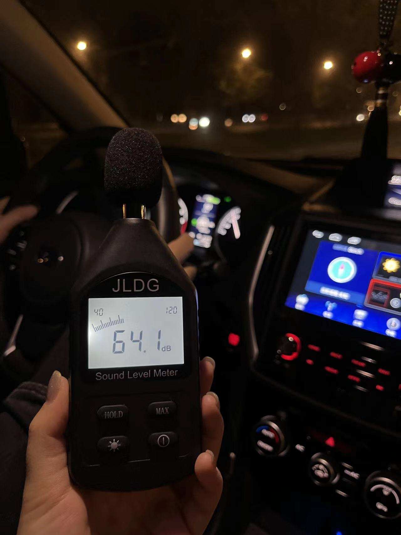 不到一万公里换一根轮胎,7000公里只换一个轮胎可以吗