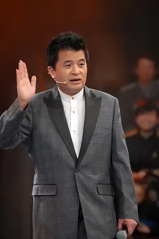 64岁毕福剑近况曝光！曾祸从口出被央视开除，如今竟成了如此模样