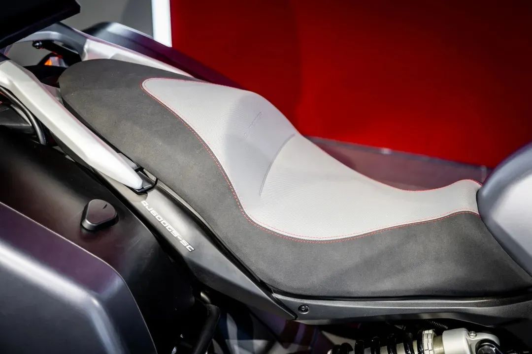 钱江骁600四缸价格,钱江四缸仿赛600售价公布