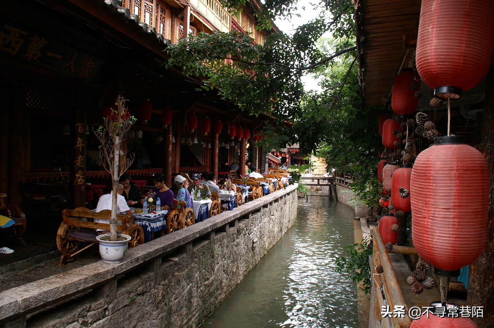 这里有许多历史悠久的古镇,从历史中走来的古镇