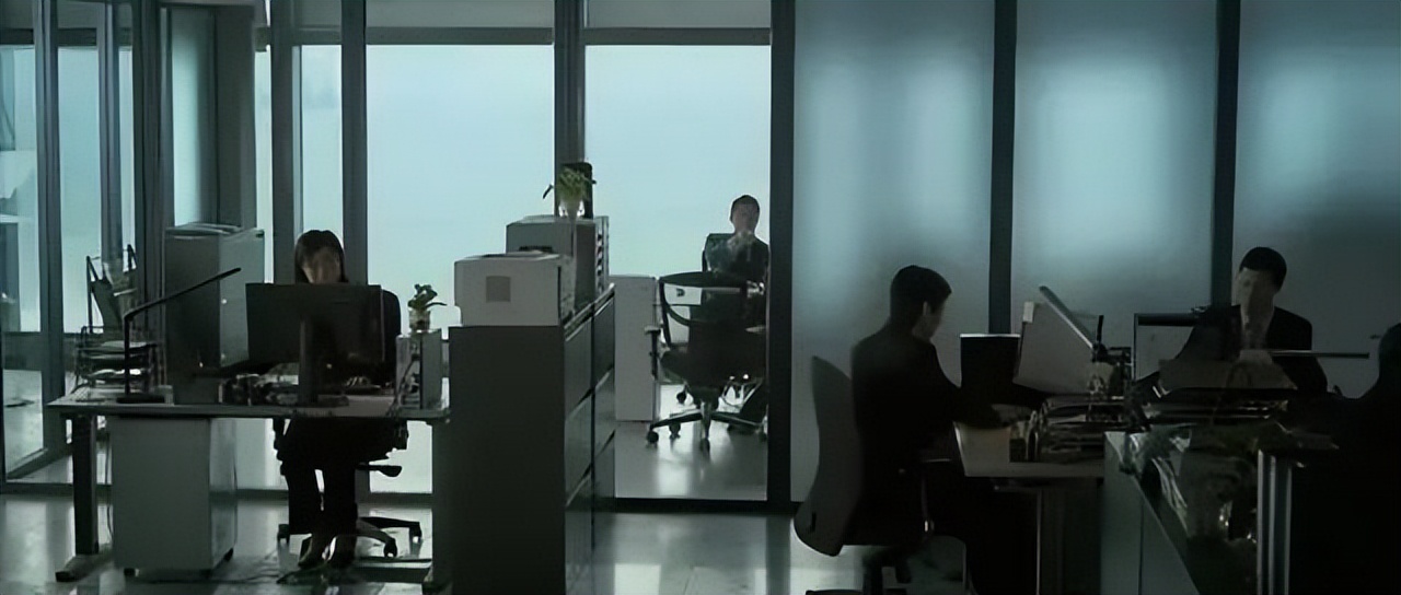 无间道另外一个版本结尾,无间道三部里面最出彩的人物