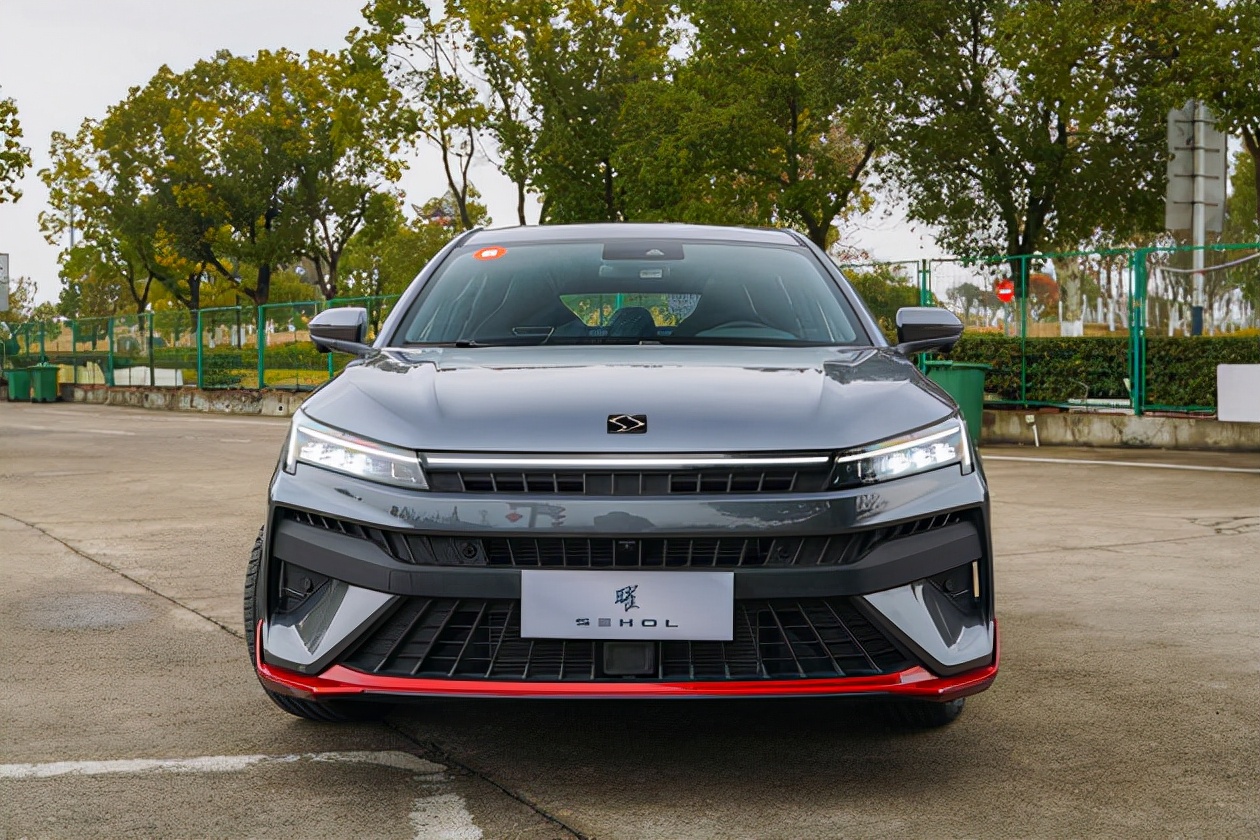 大众思皓曜2021款6座中配落地价,思皓曜和奕炫max暗夜破晓版哪个好