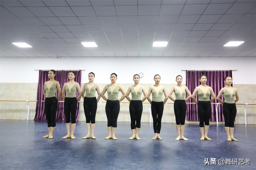 艺考舞蹈专业学费贵吗,舞蹈艺考培训就业前景如何