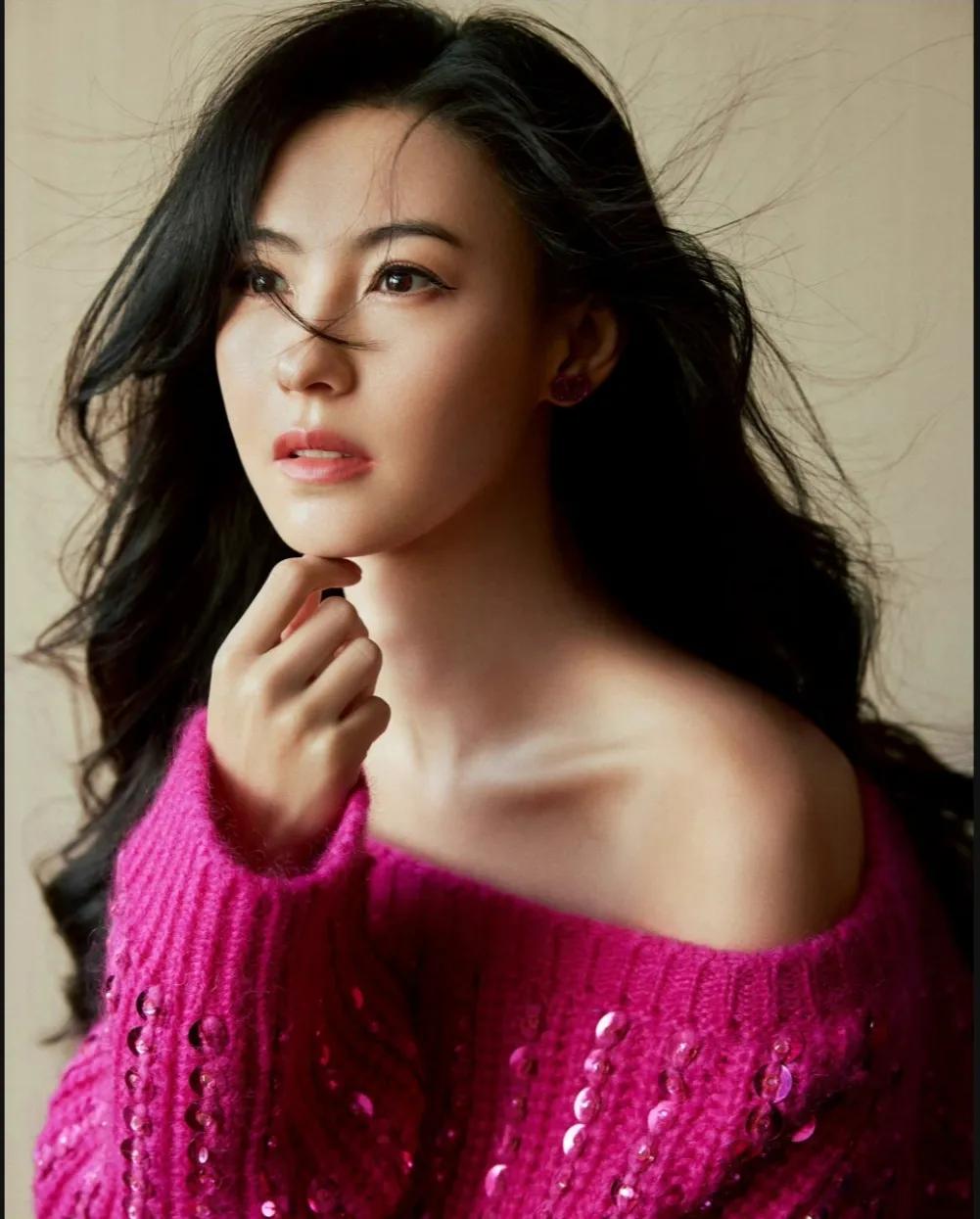 栢芝带仔买零食皮肤靓到反光Quintus护航