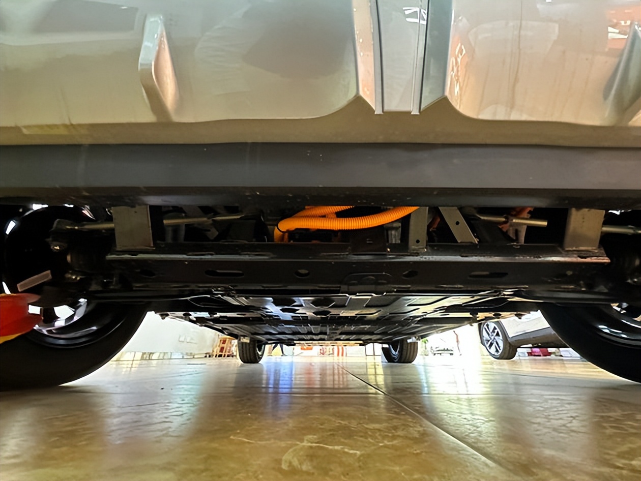 奇瑞小蚂蚁301真爱版plus,奇瑞小蚂蚁301公里半糖版评测