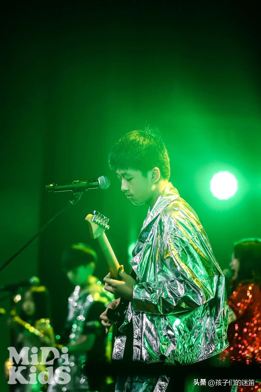 当硬摇滚小孩遇上作业，那就写成歌发泄一下吧