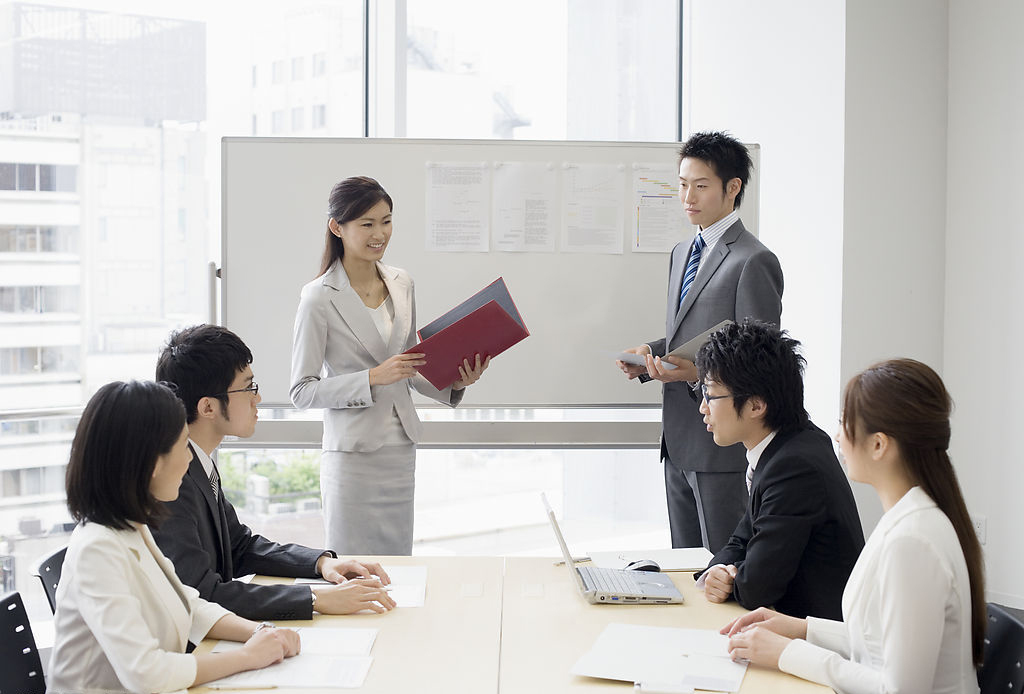 中职商务英语专业培养目标,商务英语的培养目标怎么写