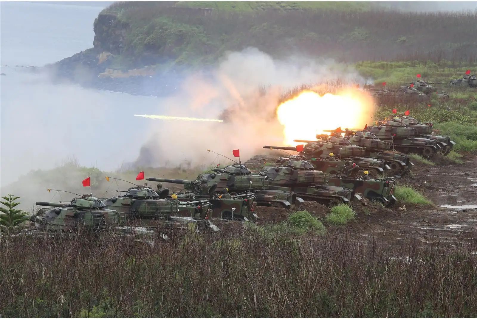 美上将：解放军2027年前拿不下台湾，俄媒：*锁封**台海就能解决问题