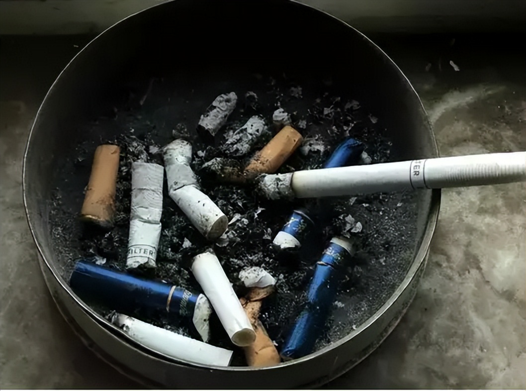 长期吸烟的人睡觉注意事项,长期吸烟的人吸烟前牢记4句话