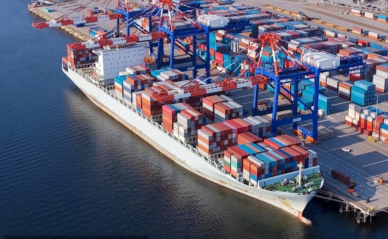 日本危在旦夕：贸易逆差愈演愈烈，被国情拖垮的日本经济