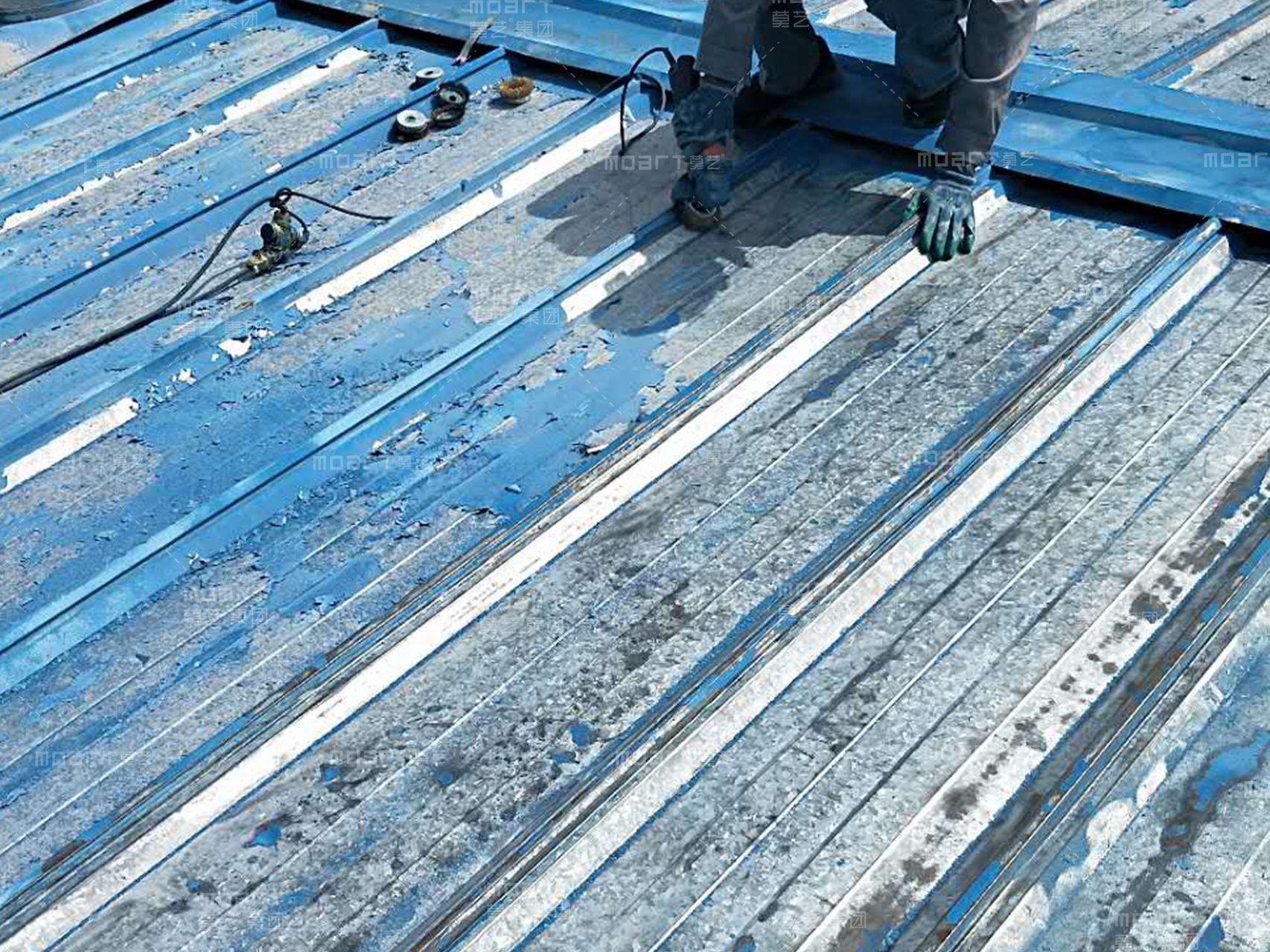 彩钢瓦翻新不起皮不爆裂,彩钢瓦上油的漆为什么起皮