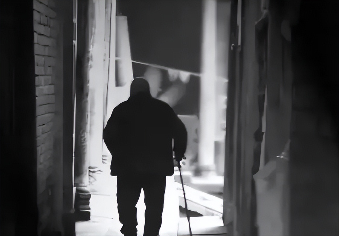 上门服务老人月入2万,上门服务类职业