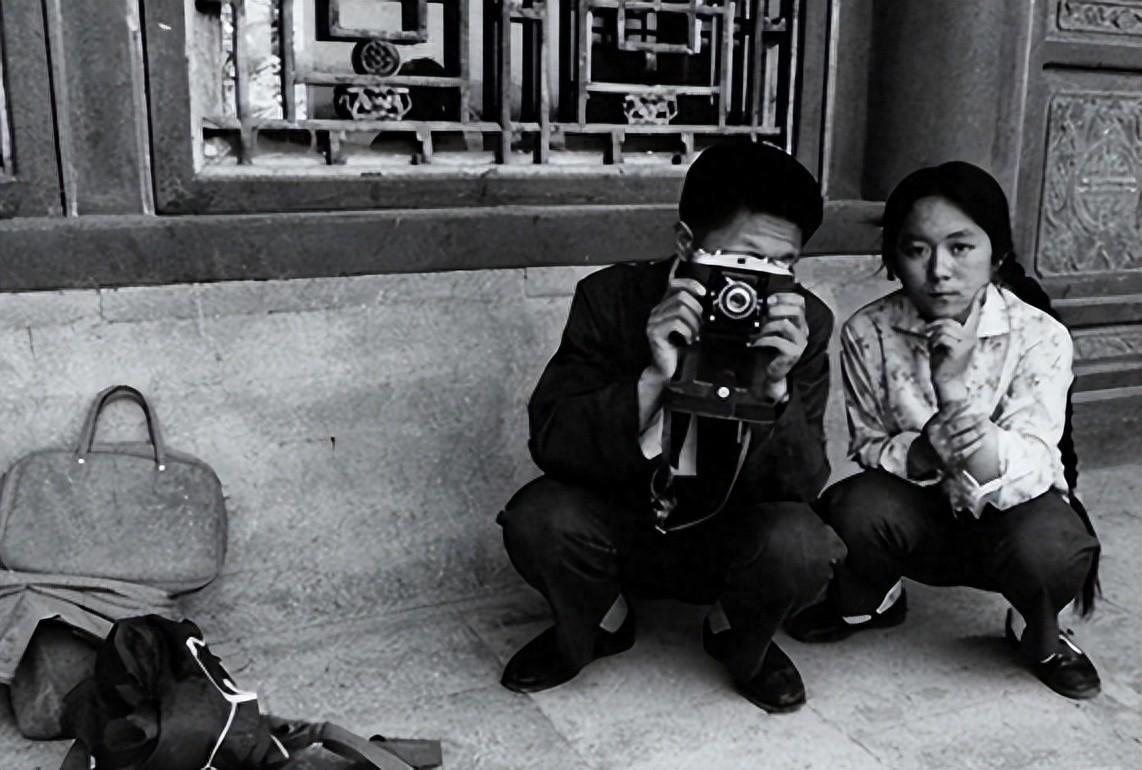 变态的纳粹德国，*光脱**犹太人女人衣服，集体*杀屠**!,2