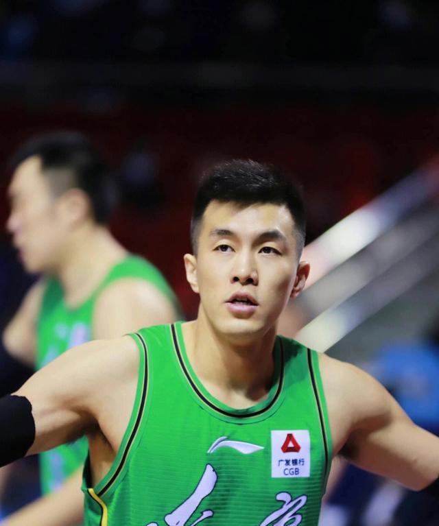 郭艾伦潘玮柏篮球,邓超郭艾伦完整视频