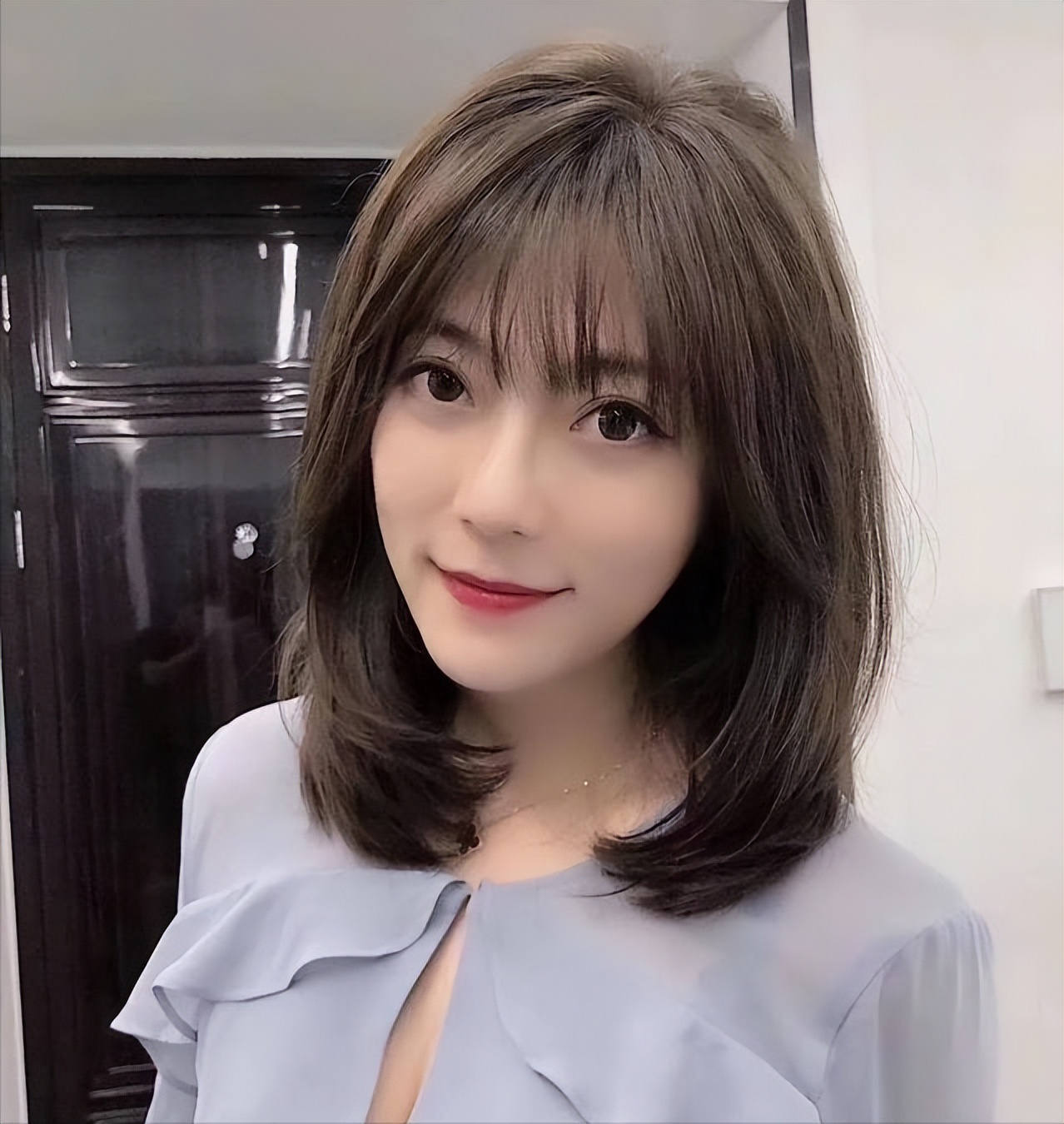 脸尖的女生适合什么发型,脸尖剪怎样的发型好看