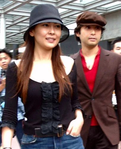 金城武谈起恋爱来是什么样子的,金城武唯一透露给媒体的一段暗恋