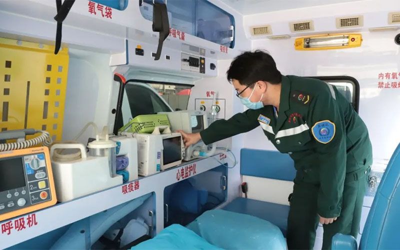 医用病人转运车,医用转运车附近